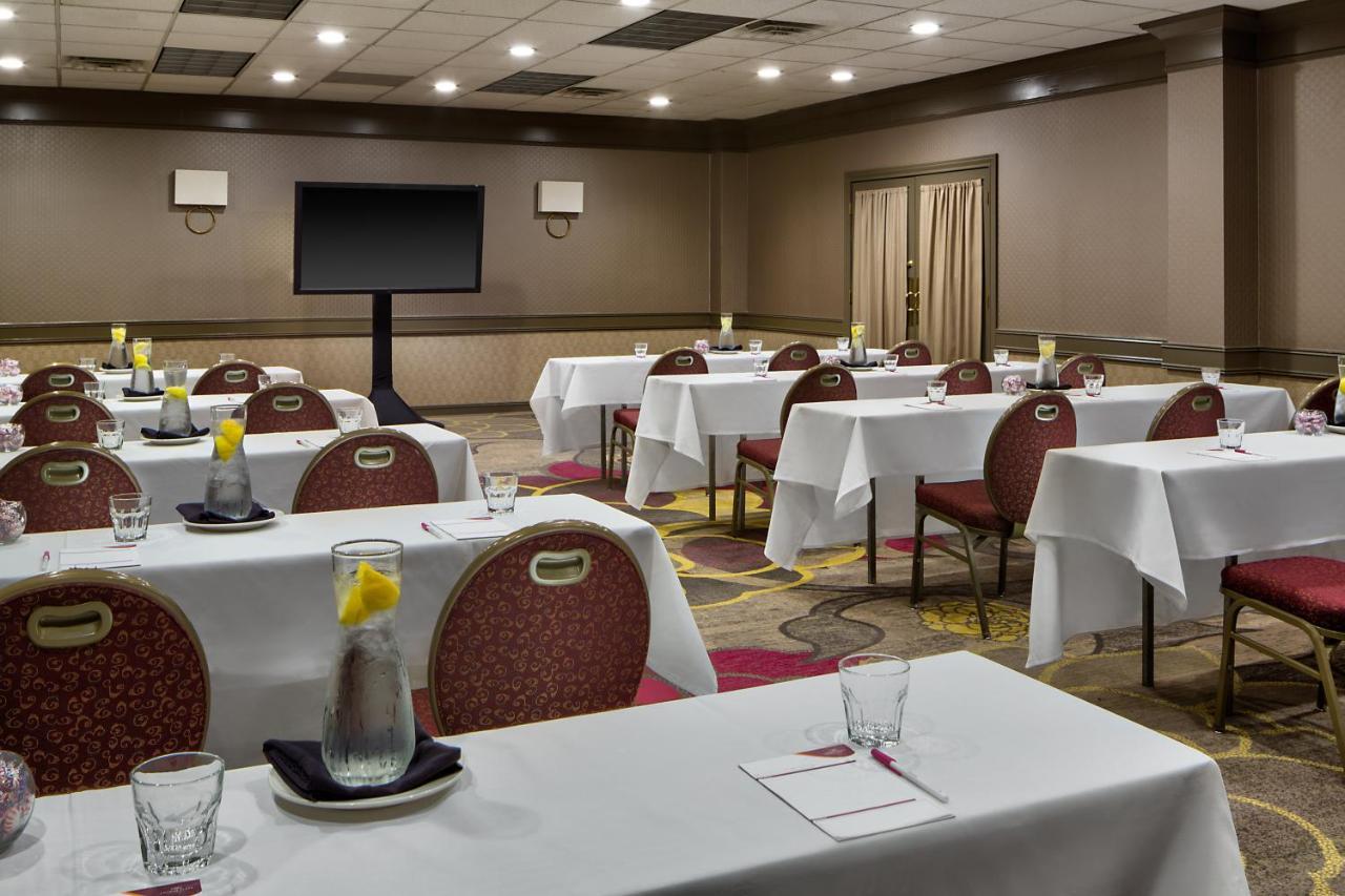 Crowne Plaza Dallas Near Galleria-Addison Εξωτερικό φωτογραφία
